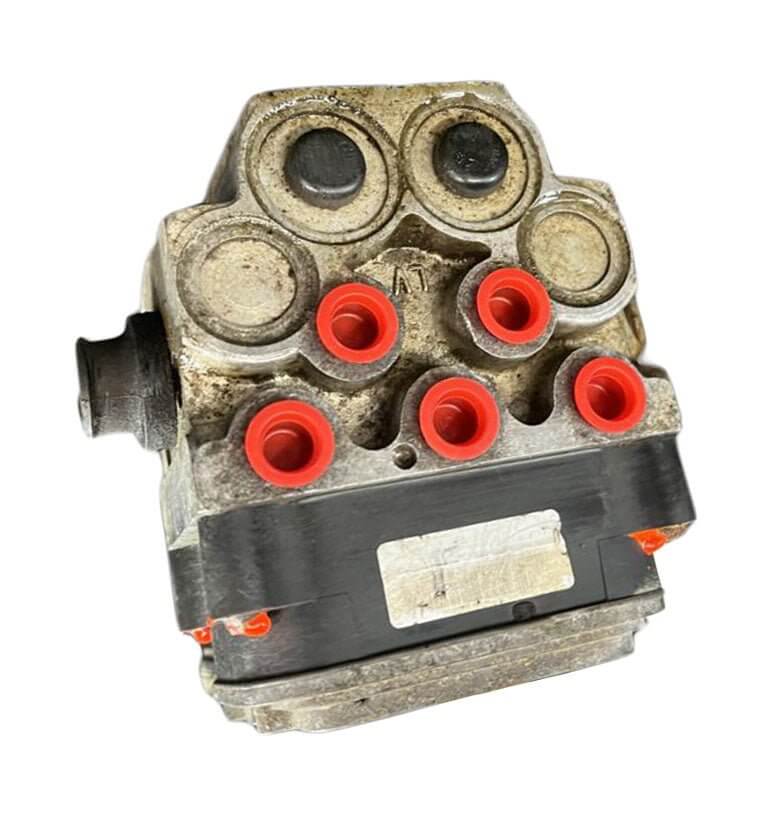 2000-2002 Tahoe Suburban 1500 Yukon XL1500 Escalade Anti-Lock Brake Pump OEM used oem part