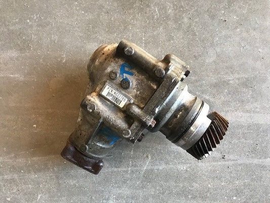 2005-2006 Honda Element Transfer Case Automatic AWD 4x4 2.4L used OEM part in excellent condition with 90-day warranty